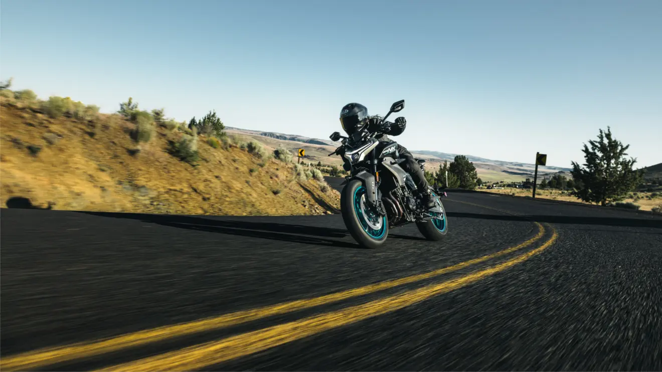 PURE RIDING FUN.